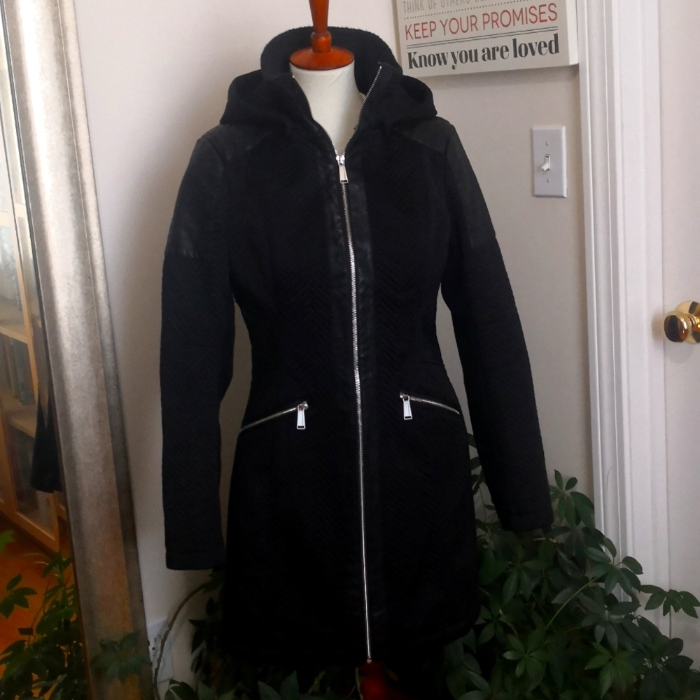 🧥 jacket - Picture 1 of 11